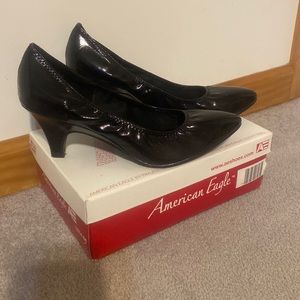Glossy Black Kitten Heel Size 10W